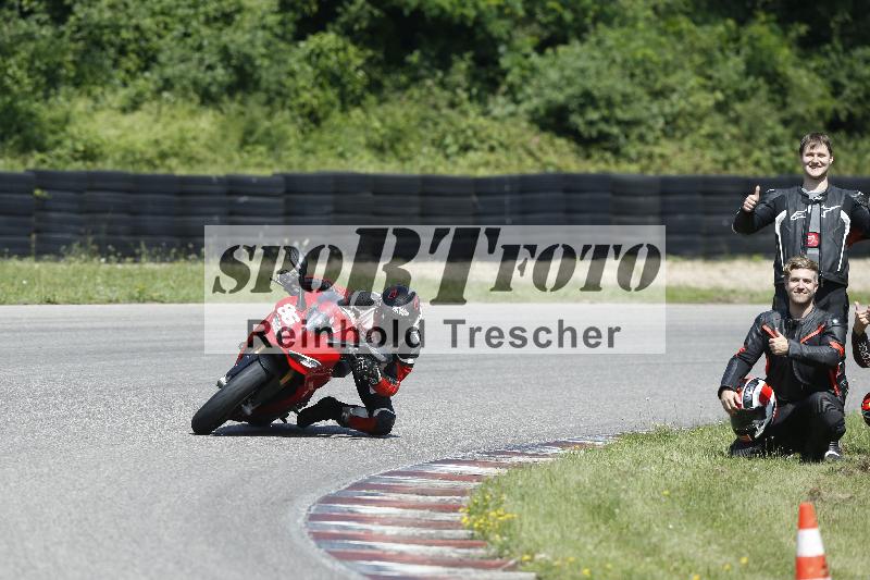 /27 12.06.2025 Ducati Schweiz Trackday Warmup  ADR/Impressionen